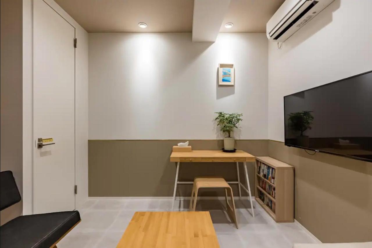 8B Hotel -Osaka Nishikujo Apartment- المظهر الخارجي الصورة